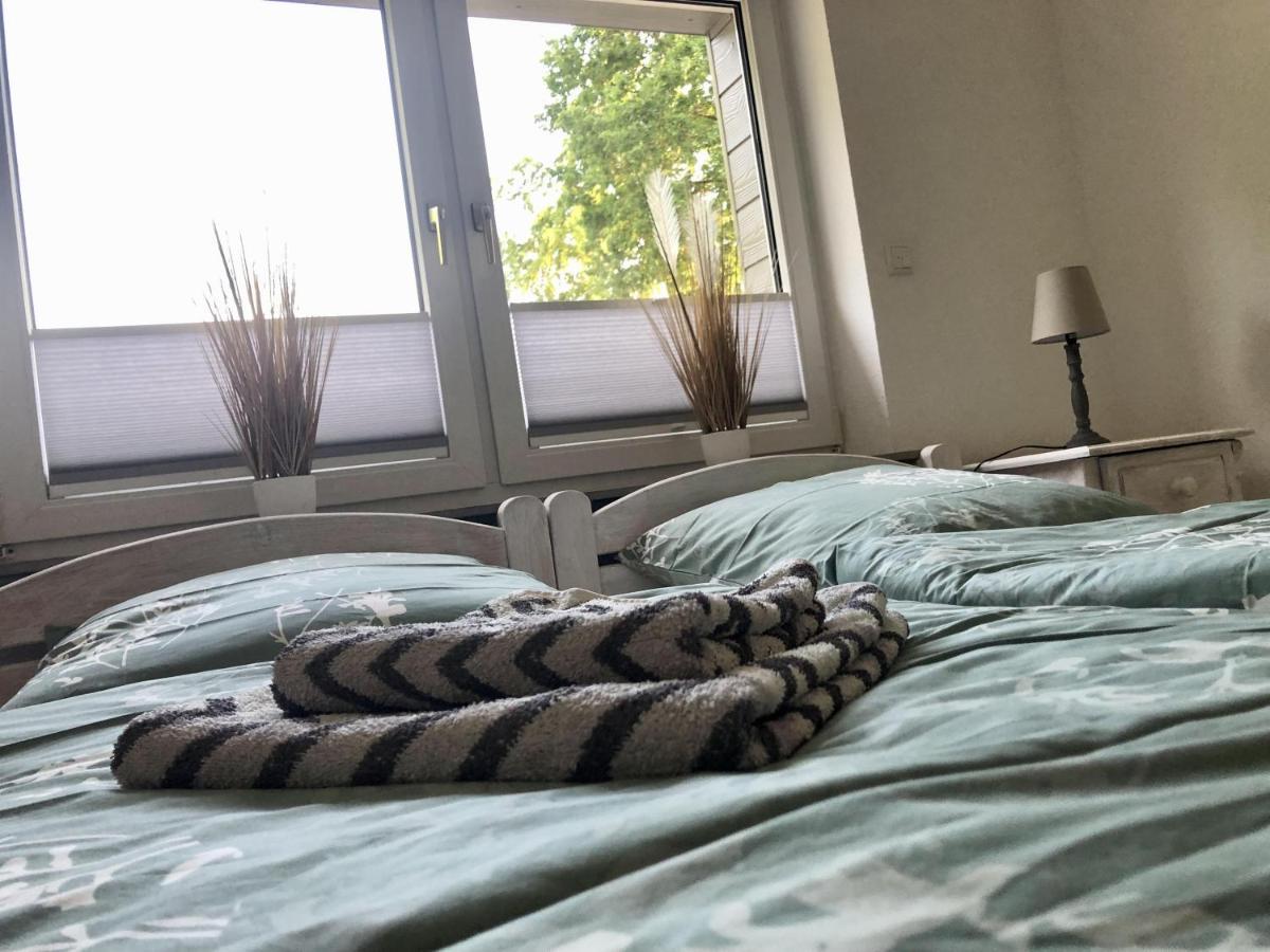 Am Lalobe, Ferienwohnung Шнефердинген Экстерьер фото